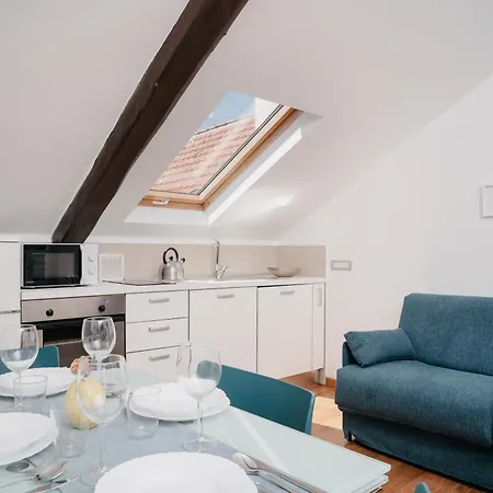 Apartman Un Posto Al Duomo Nápoly