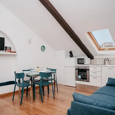 Un Posto Al Duomo Neapol